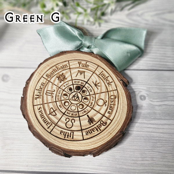 Jahreskreisfest Holzscheibe - Fairy Witch | Limited Edition – Bild 8