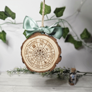 Jahreskreisfest Holzscheibe - Fairy Witch | Limited Edition