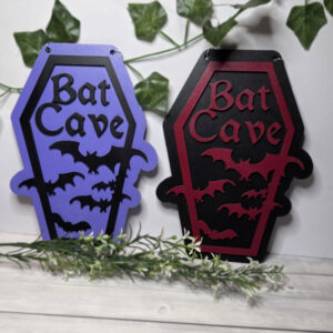 Bat Cave Holzschild | Farbwahl