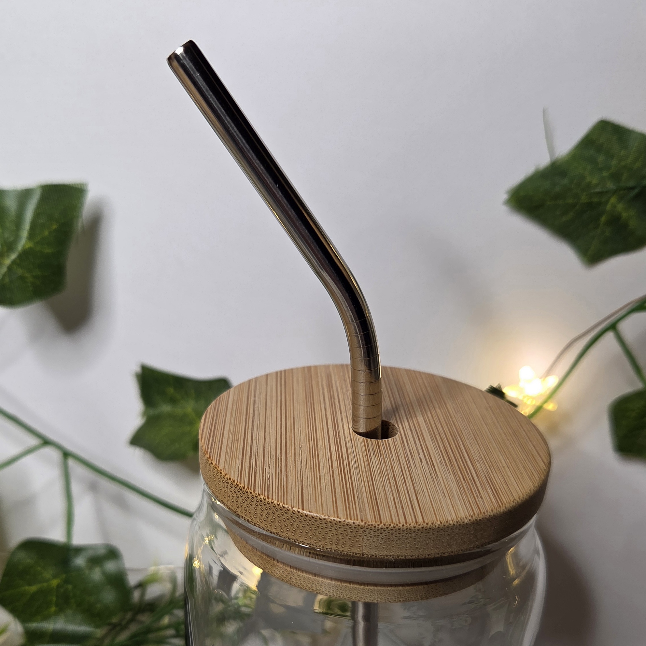 Winged Dice Trinkglas inklusive Strohhalm – Bild 4