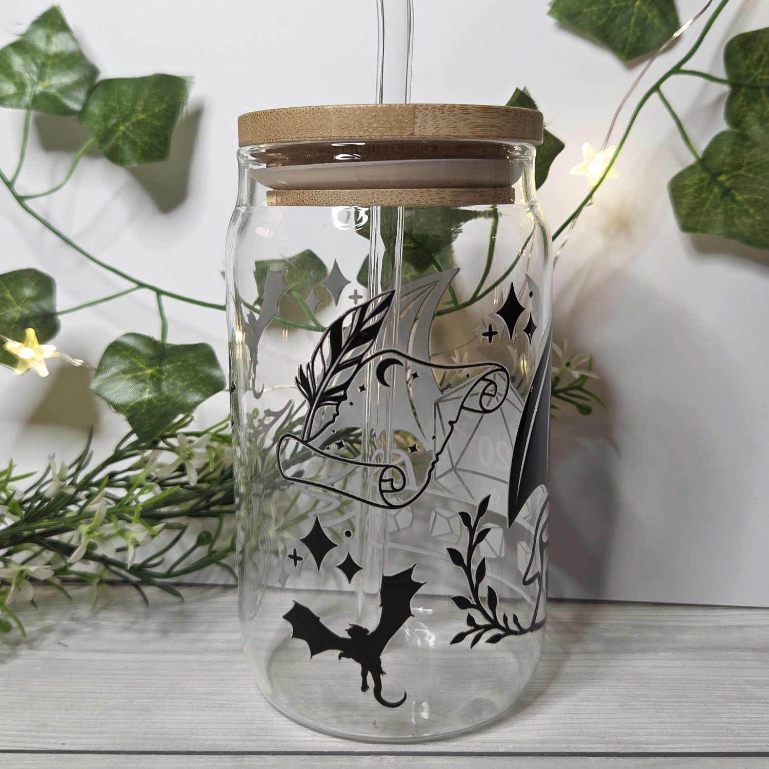 Winged Dice Trinkglas inklusive Strohhalm – Bild 3